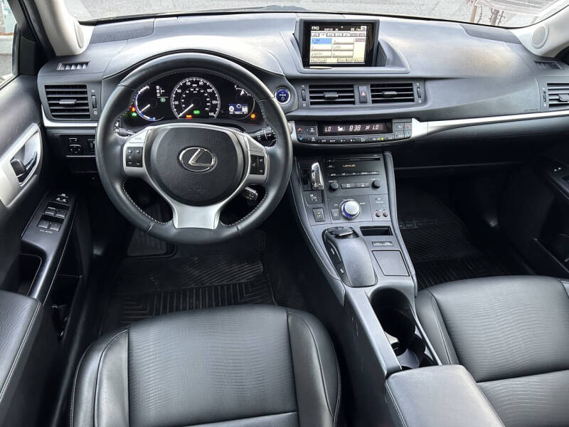2012 Lexus CT 200h Premium