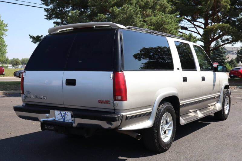 1999 GMC Suburban