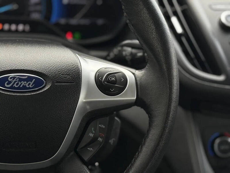 2017 Ford C-MAX Hybrid SE