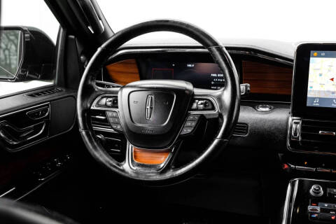 2019 Lincoln Navigator Select