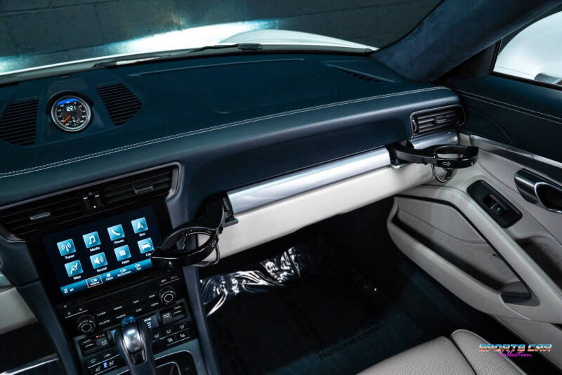 2017 Porsche 911 Carrera 4S