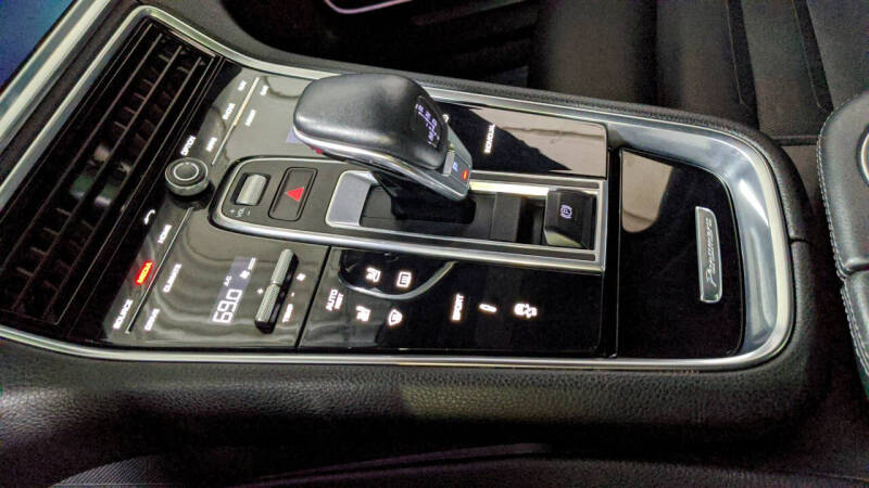 2017 Porsche Panamera 4S