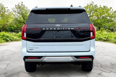 2025 Ford Expedition Platinum