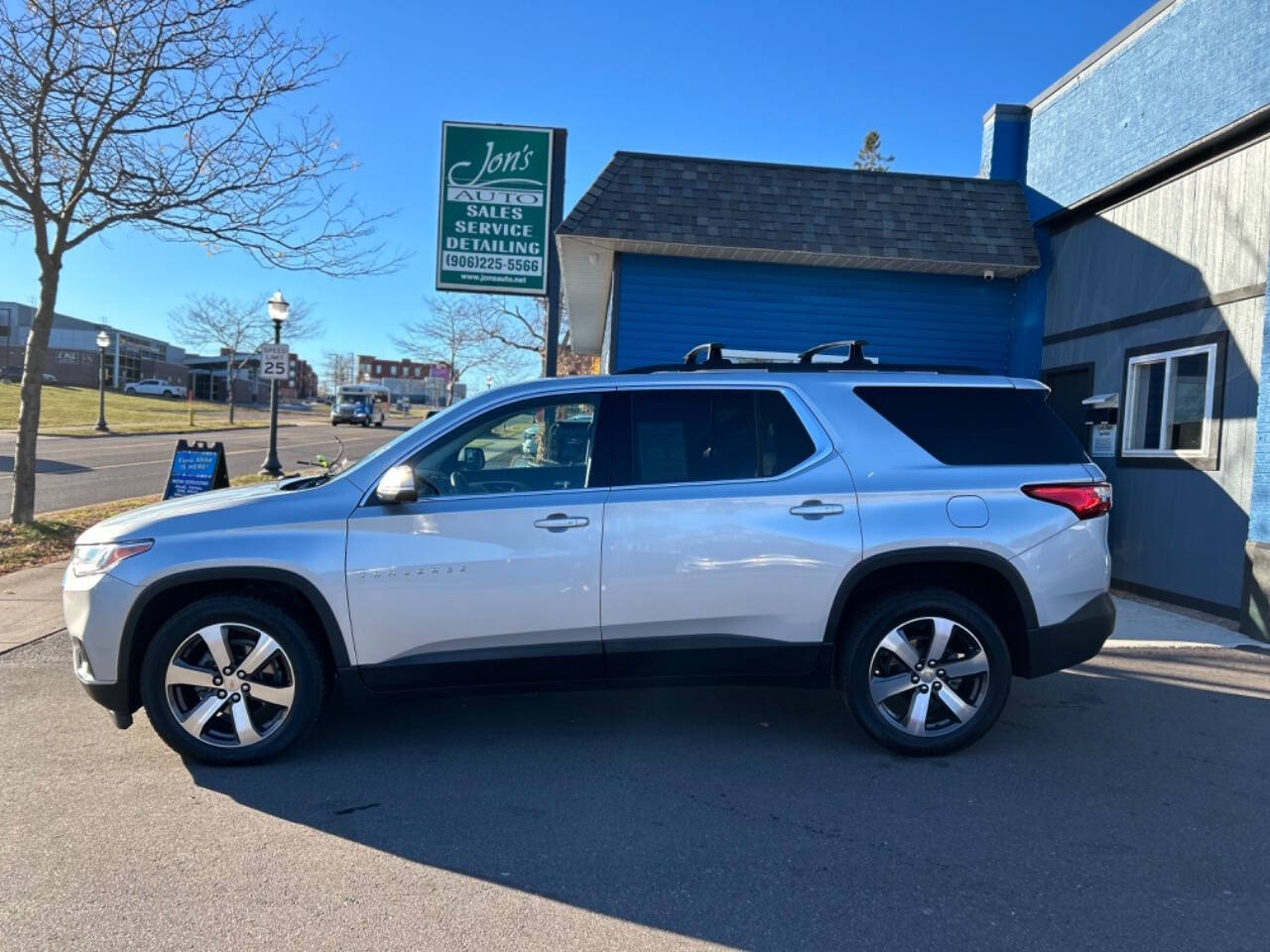 2021 Chevrolet Traverse for sale at Jon's Auto in Marquette, MI