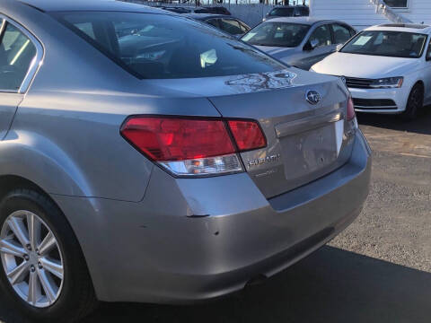 2011 Subaru Legacy 2.5i Premium
