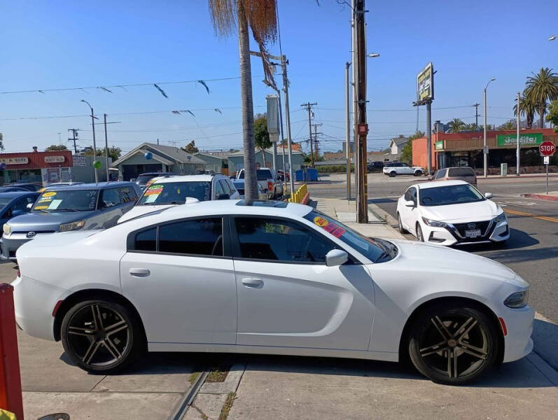 2015 Dodge Charger SXT