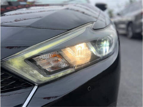 2017 Nissan Maxima Platinum