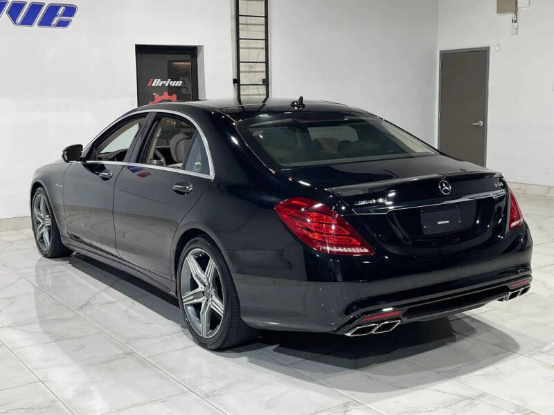 2016 Mercedes-Benz S-Class AMG S 63