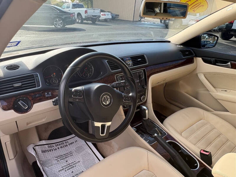 2013 Volkswagen Passat TDI SEL Premium