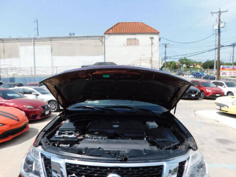 2017 Nissan Armada SV