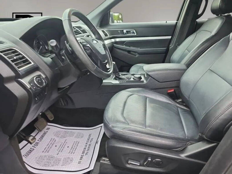 2017 Ford Explorer XLT