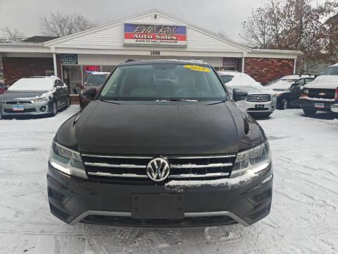 2018 Volkswagen Tiguan 2.0T SEL 4Motion