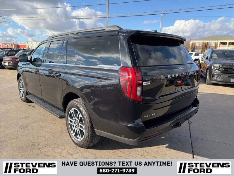 2025 Ford Expedition MAX Active