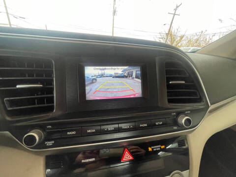 2020 Hyundai Elantra