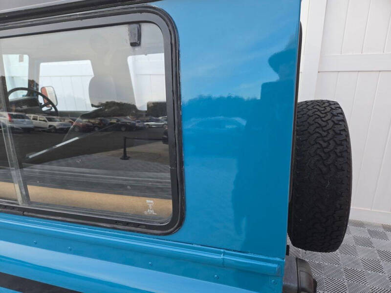 1991 Land Rover Defender