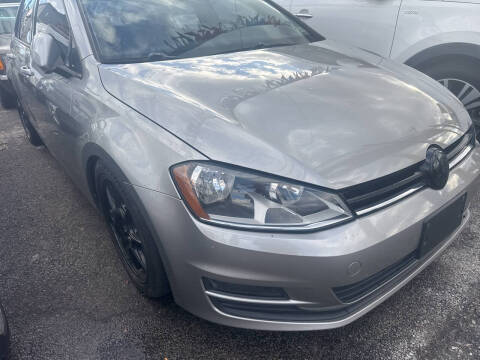 2015 Volkswagen Golf TDI SE