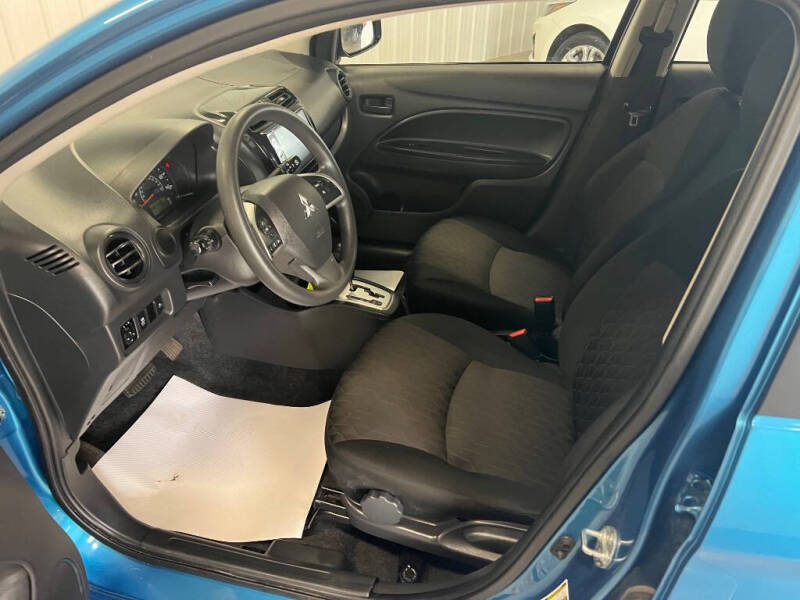 2024 Mitsubishi Mirage ES