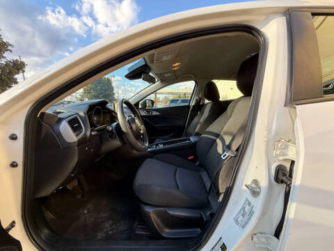 2018 Mazda MAZDA3 Sport