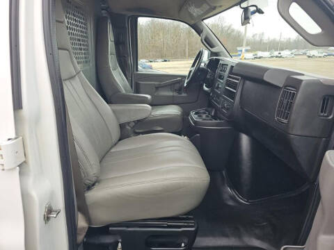 2021 Chevrolet Express 2500