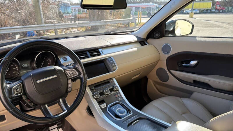 2014 Land Rover Range Rover Evoque Pure Premium