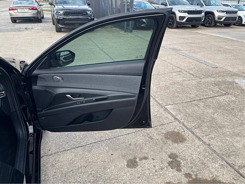 2023 Hyundai Elantra Hybrid Limited