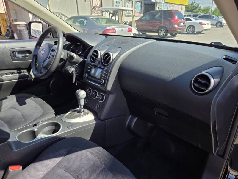 2014 Nissan Rogue Select S