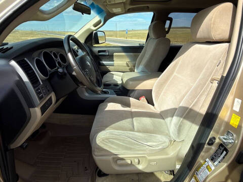 2010 Toyota Sequoia SR5