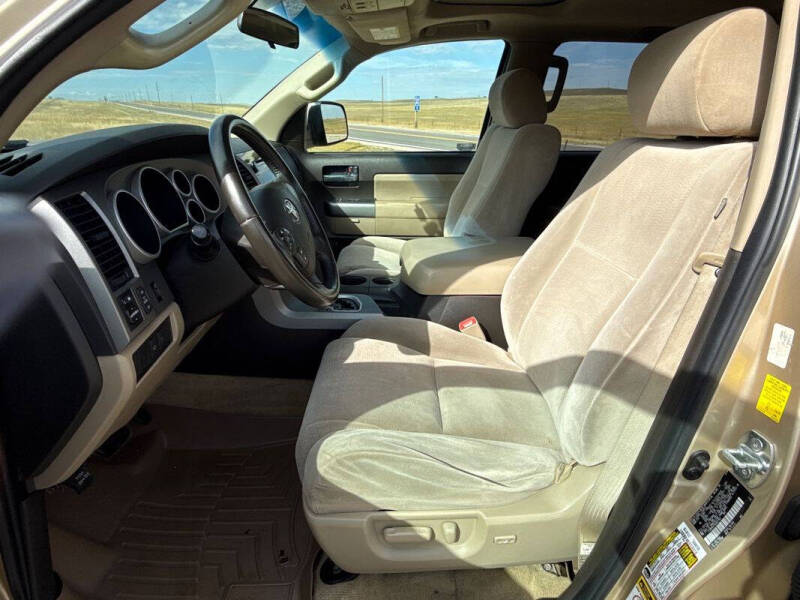 2010 Toyota Sequoia SR5