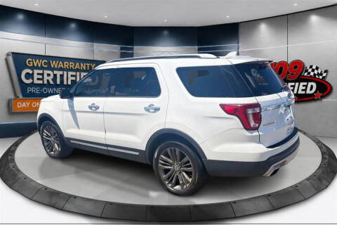 2017 Ford Explorer Platinum