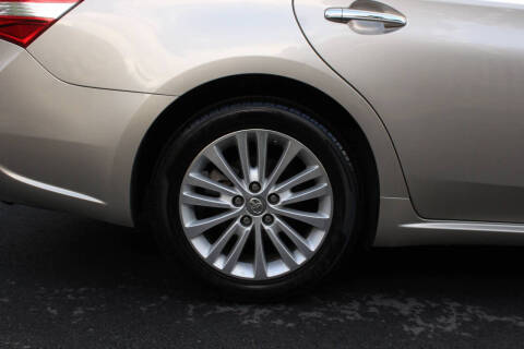 2013 Toyota Avalon Hybrid XLE Touring