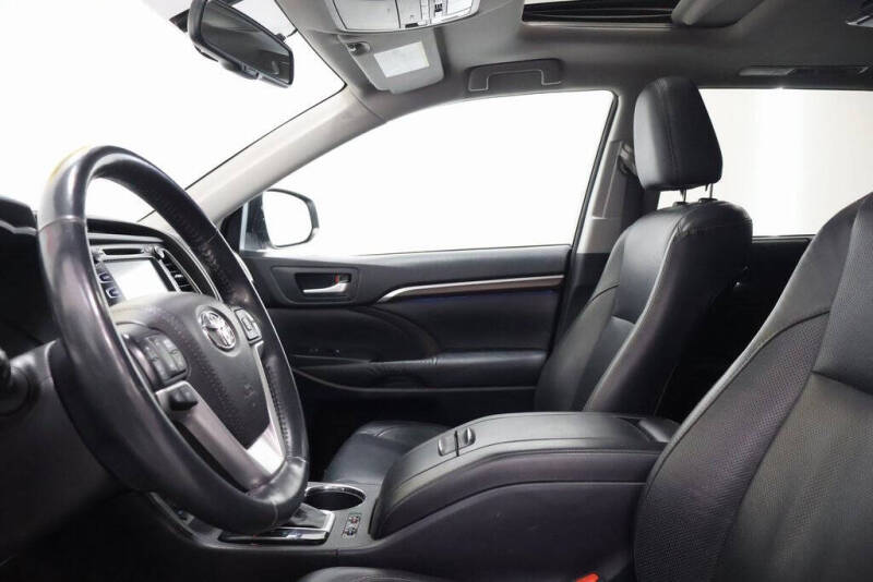 2016 Toyota Highlander