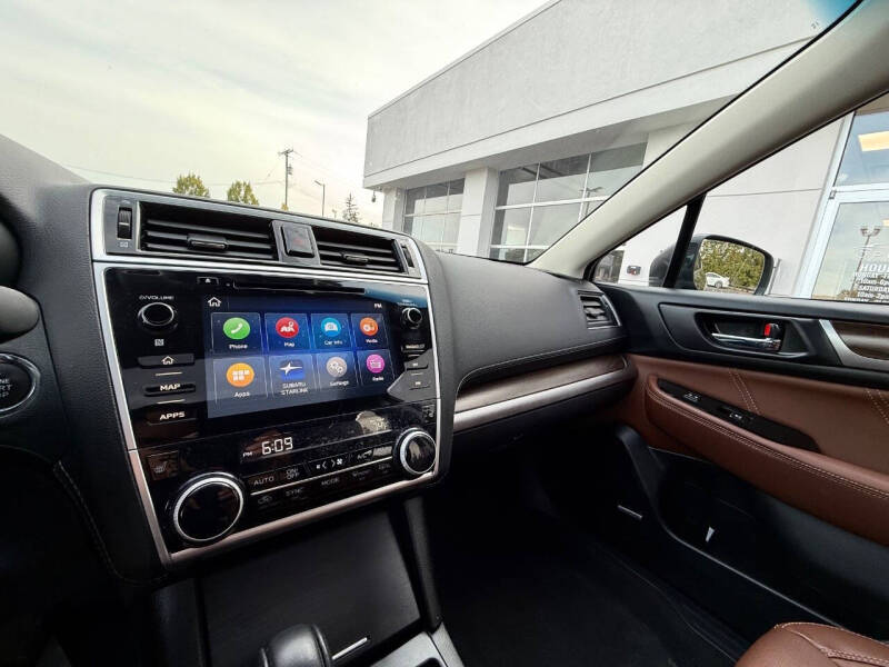 2019 Subaru Outback 2.5i Touring