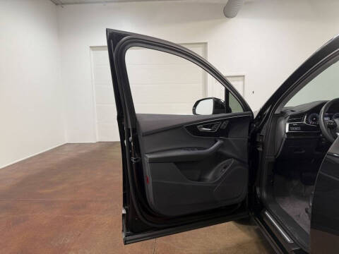 2023 Audi Q7 quattro Premium 45 TFSI