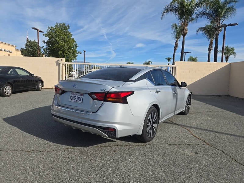 2022 Nissan Altima 2.5 SV