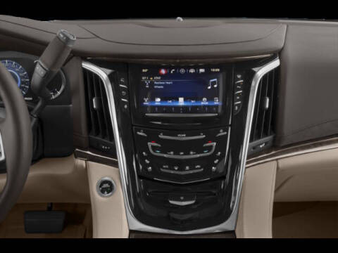 2018 Cadillac Escalade ESV Luxury