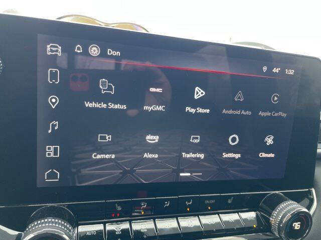 2025 GMC Canyon Elevation