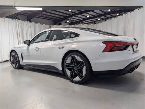 2022 Audi RS e-tron GT quattro