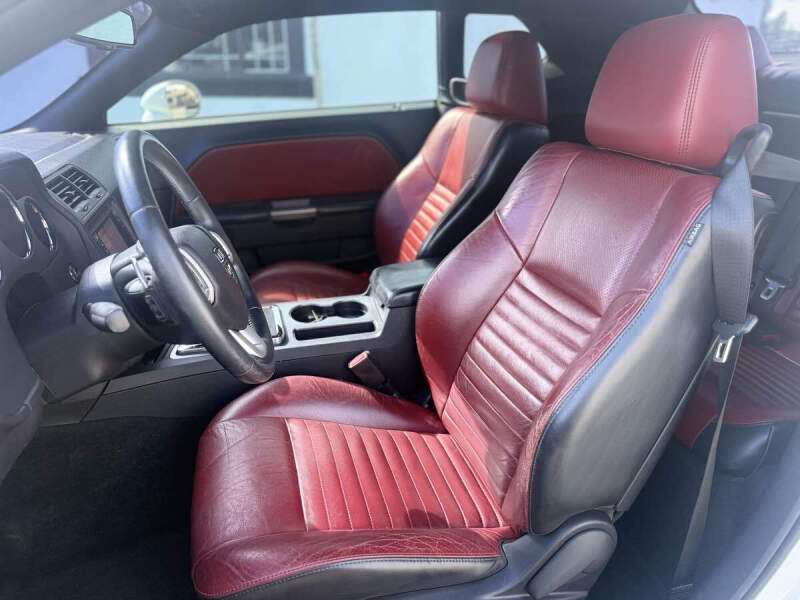 2013 Dodge Challenger R/T Classic