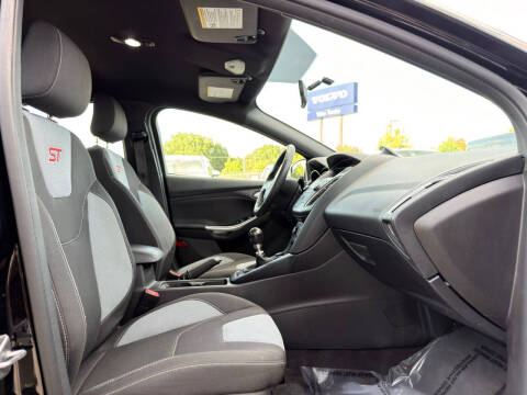 2018 Ford Focus ST