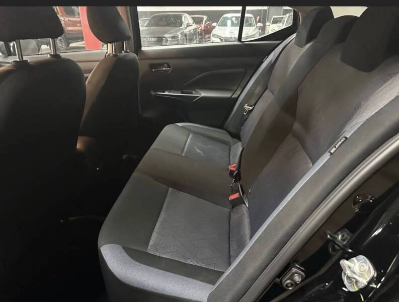 2025 Nissan Versa SV