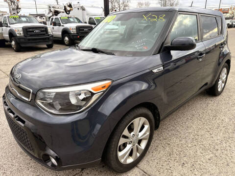 2016 Kia Soul +