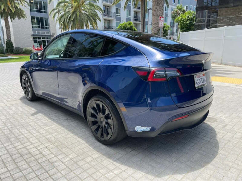 2023 Tesla Model Y Long Range