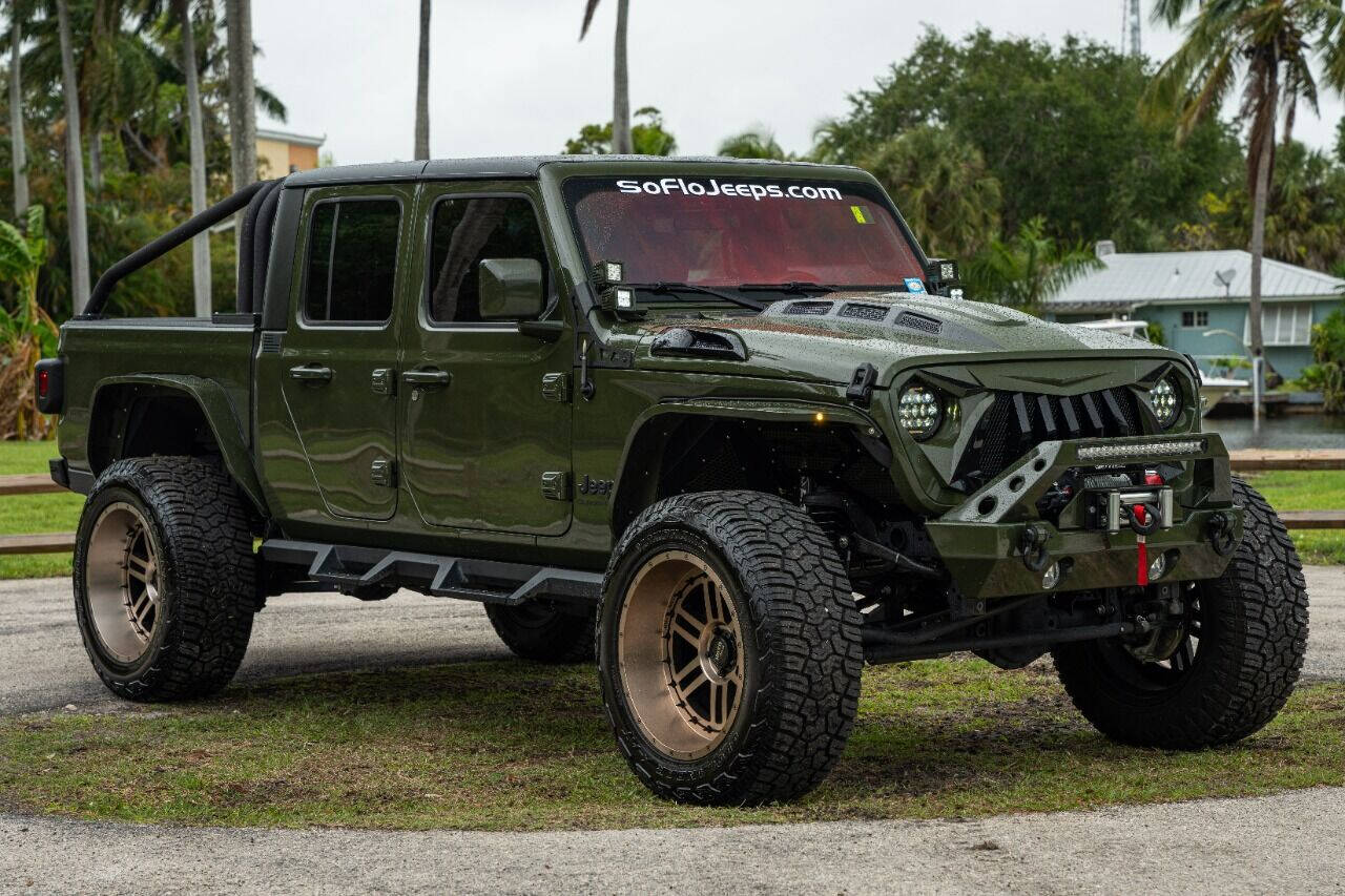 2021 JEEP Gladiator Pickup - $55,999