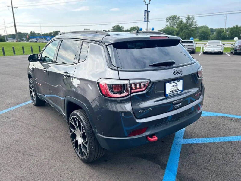 2023 Jeep Compass Trailhawk