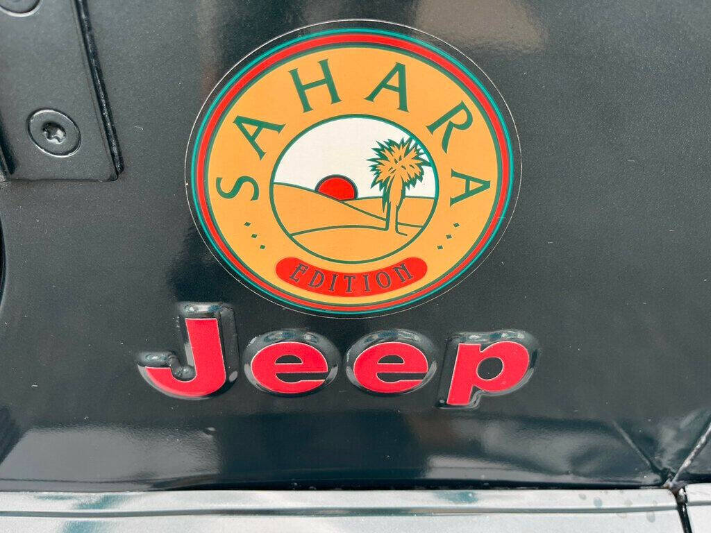 1994 Jeep Wrangler 13