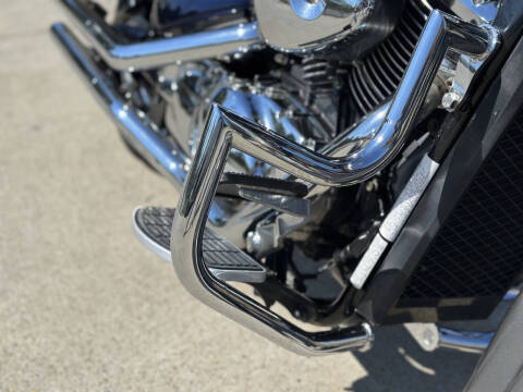 2006 Suzuki Boulevard