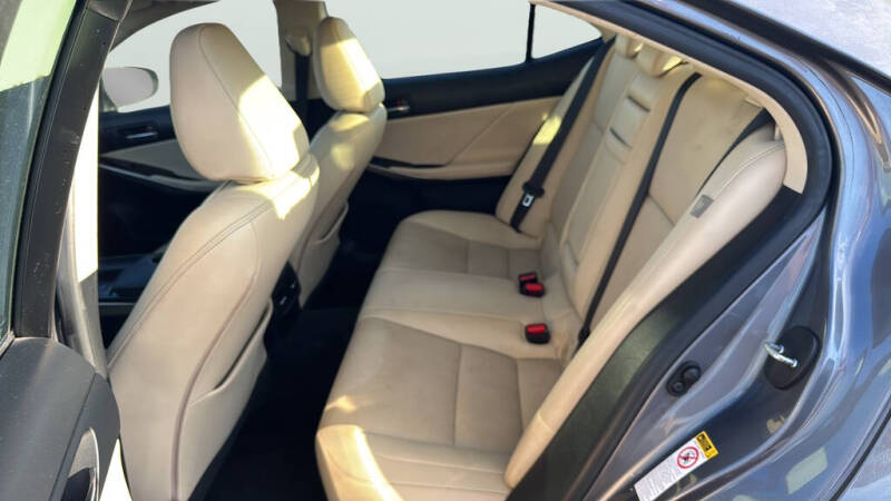 2015 Lexus IS 250