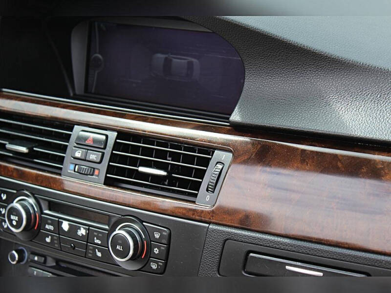 2011 BMW 3 Series 335i