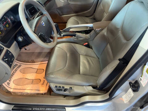 2005 Volvo XC70