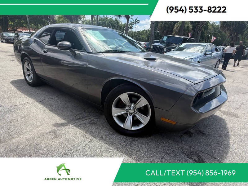 2014 Dodge Challenger SXT